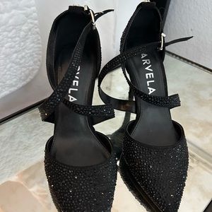 Black sequin heels by Carvela.. worn once. Excellent condition. Size 6z